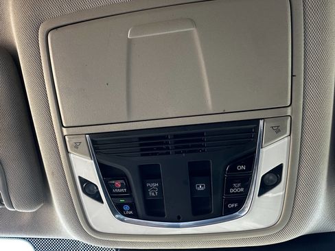 Used 2020 Acura RDX AWD w/ Technology Package image 30