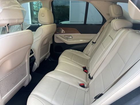 Used 2022 Mercedes-Benz GLE 350 4MATIC image 6