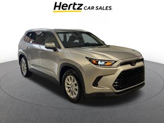 Used 2025 Toyota Grand Highlander XLE video 1