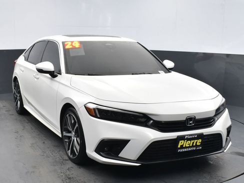 Used 2024 Honda Civic Touring image 19