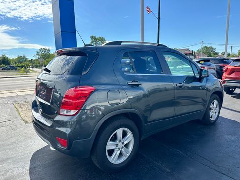 Used 2020 Chevrolet Trax LT FWD image 8