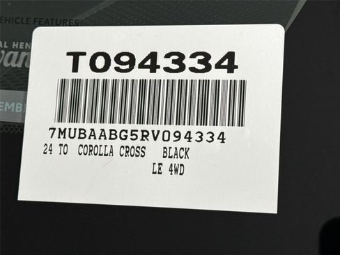 Certified 2024 Toyota Corolla Cross LE w/ Moonroof Package AWD/4WD image 47