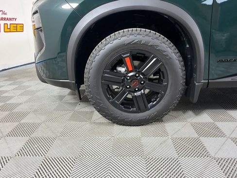 New 2026 Nissan Rogue SV AWD/4WD image 10