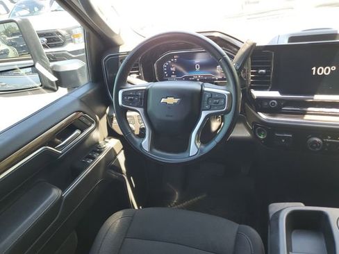 Used 2024 Chevrolet Silverado 2500 LT AWD/4WD image 14