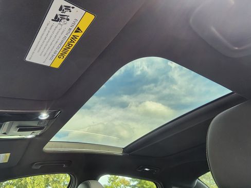 Used 2023 Kia K5 GT-Line image 24