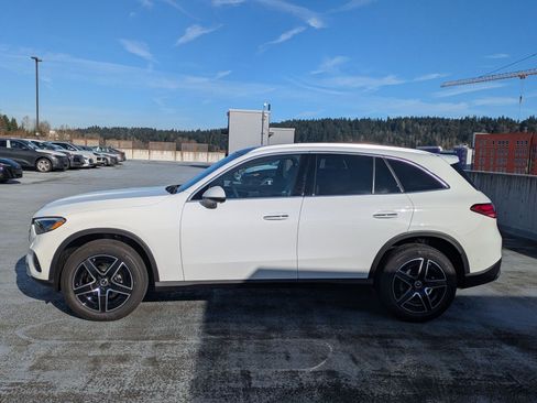 Certified 2026 Mercedes-Benz GLC 300 4MATIC image 9
