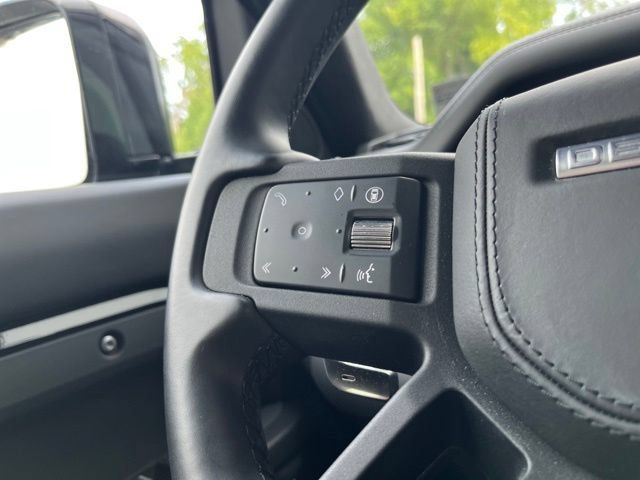 Used 2025 Land Rover Defender 110 V8 AWD/4WD image 40