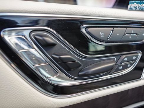 Used 2020 Lincoln Navigator Reserve w/ Equipment Group 208A Reserve image 12