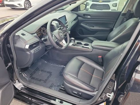 Used 2020 Nissan Altima 2.5 SR FWD image 16