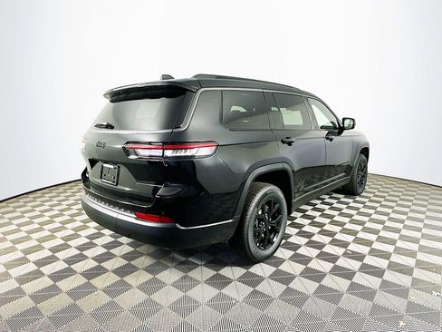 New 2026 Jeep Grand Cherokee L 4WD image 9