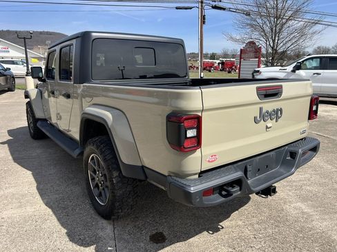 Used 2020 Jeep Gladiator Overland image 20