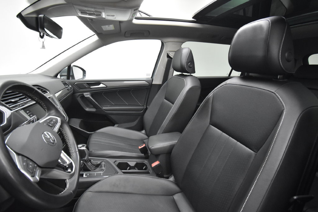 Used 2022 Volkswagen Tiguan SE FWD image 8