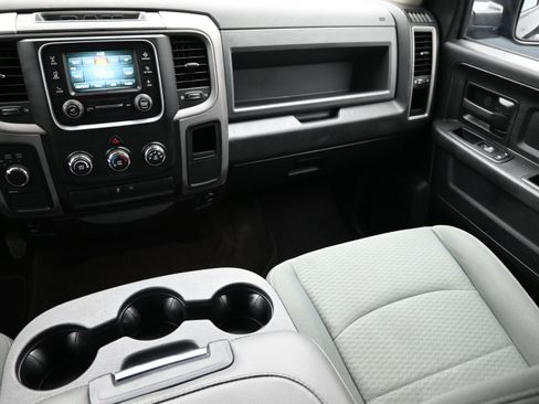 Used 2014 RAM 1500 Express image 34