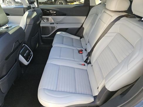 New 2026 Lincoln Nautilus Reserve image 24