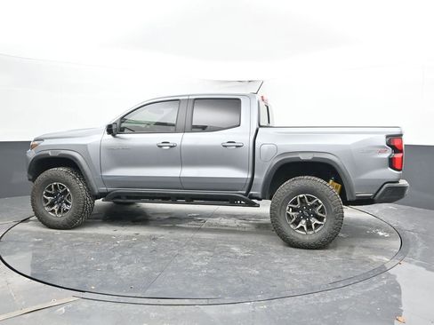 Used 2024 Chevrolet Colorado ZR2 w/ ZR2 Convenience Package III AWD/4WD image 6
