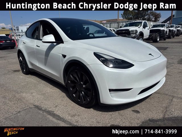 Used 2022 Tesla Model Y Performance AWD/4WD image 1