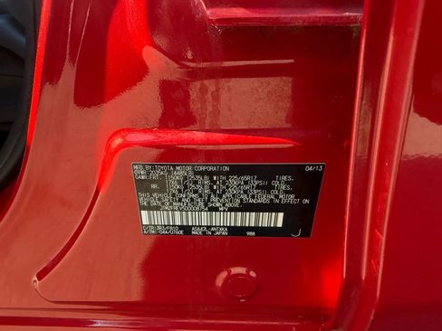 Used 2013 Toyota RAV4 LE FWD image 36