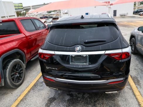 Used 2022 Buick Enclave Premium AWD/4WD image 9