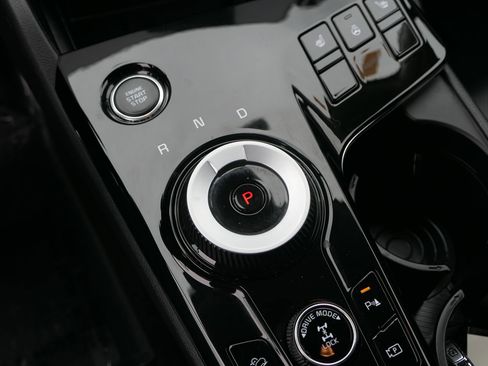 Used 2023 Kia Sportage EX image 22