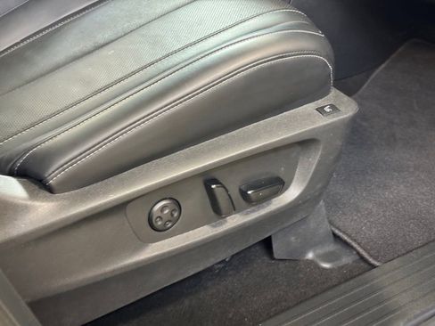 Used 2023 INFINITI QX60 Sensory AWD/4WD image 28