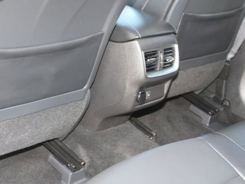 Used 2021 INFINITI QX50 Luxe w/ Appearance Package image 39