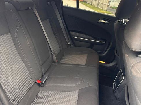 Used 2023 Dodge Charger SXT RWD image 9