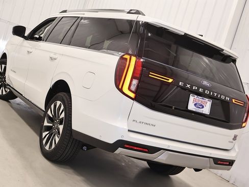 New 2025 Ford Expedition Max Platinum w/ Platinum Ultimate Package image 43