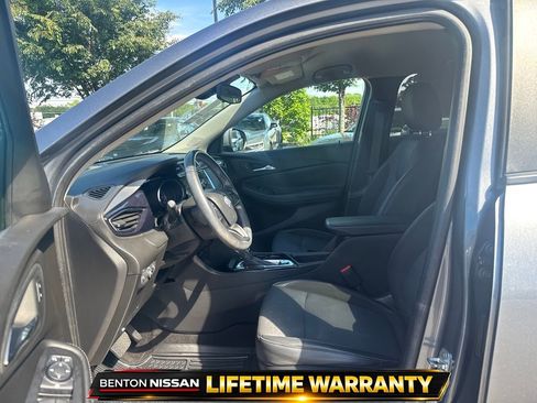 Used 2022 Buick Encore GX Select FWD image 11