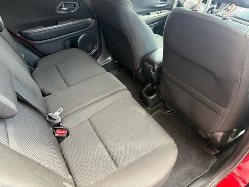 Used 2017 Honda HR-V EX image 8