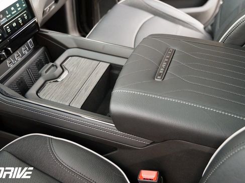 Used 2026 RAM 3500 Limited image 35