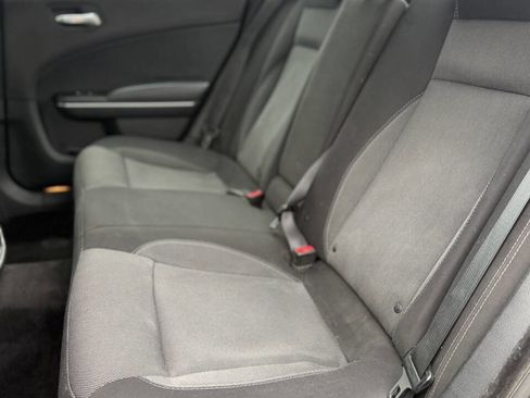 Used 2015 Dodge Charger SE w/ Popular Equipment Group RWD image 6