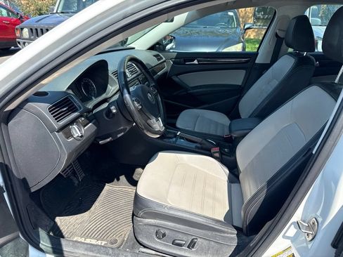 Used 2015 Volkswagen Passat 1.8T Sport FWD image 15