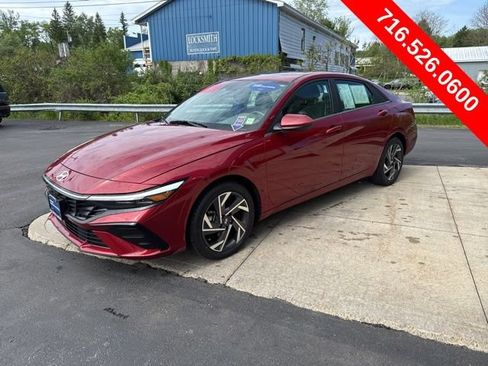 Certified 2024 Hyundai Elantra SEL w/ Convenience Package FWD image 3
