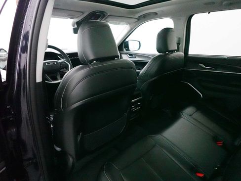 Used 2023 Jeep Grand Cherokee 30th Anniversary AWD/4WD image 29