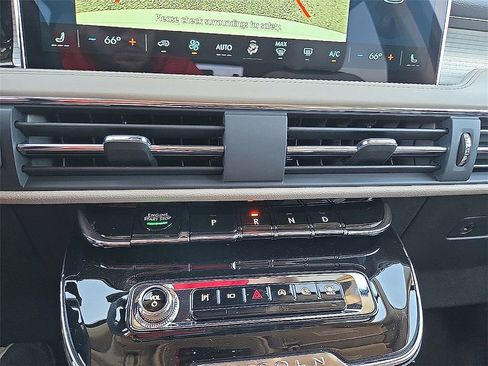 New 2026 Lincoln Corsair Premiere image 14