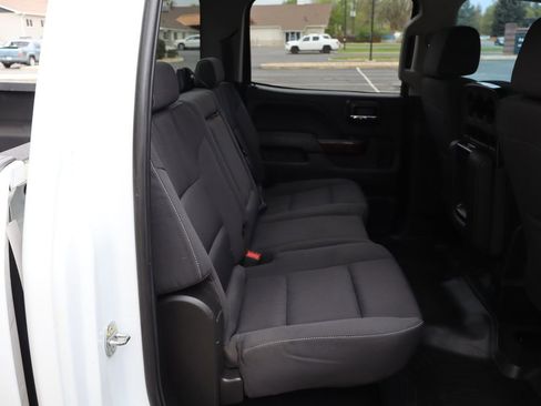 Used 2019 GMC Sierra 2500 SLE w/ Suspension Package, Off-Road AWD/4WD image 21