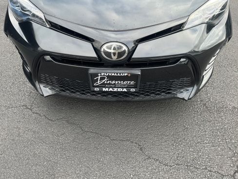 Used 2017 Toyota Corolla SE FWD image 21
