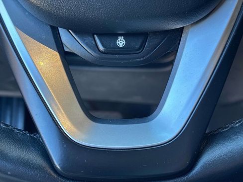 Used 2021 BMW 330i xDrive Sedan w/ Convenience Package AWD/4WD image 18