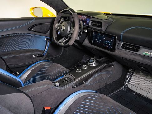 Certified 2024 Maserati MC20 Cielo RWD image 21