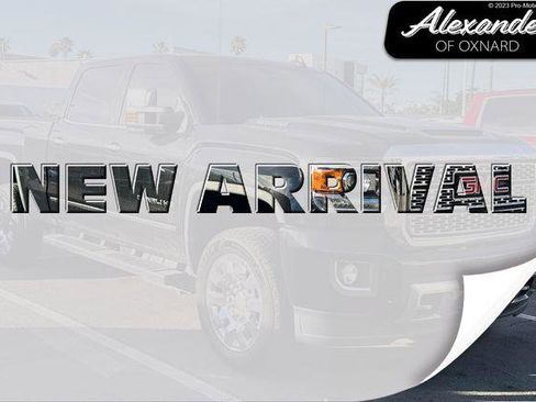 Used 2019 GMC Sierra 2500 Denali w/ Duramax Plus Package image 1