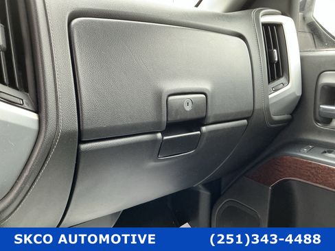 Used 2017 GMC Sierra 1500 SLE w/ SLE Value Package image 24