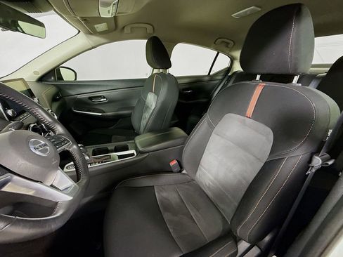 Used 2023 Nissan Sentra SR w/ Electronics Package image 11