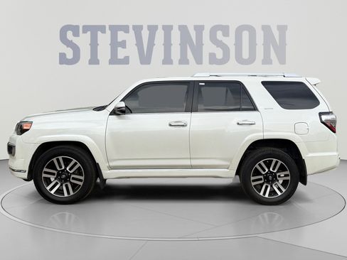 Used 2020 Toyota 4Runner Limited AWD/4WD image 2