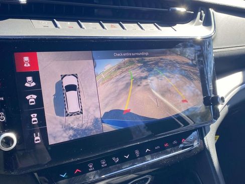 New 2026 Jeep Grand Cherokee Limited w/ Luxury Tech Group II image 48