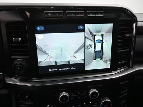 Certified 2023 Ford F250 Lariat w/ Lariat Ultimate Package image 3