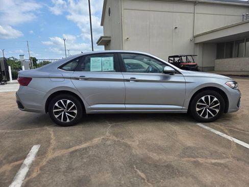Used 2024 Volkswagen Jetta S FWD image 4