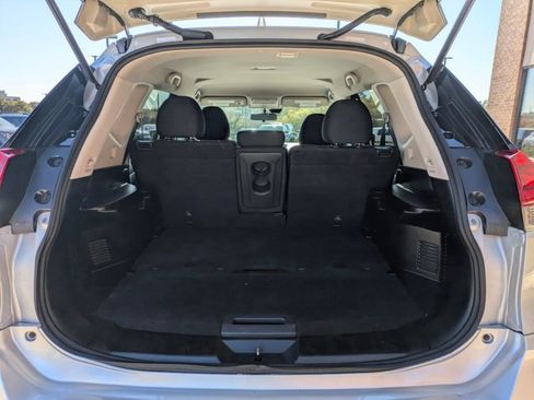 Used 2019 Nissan Rogue S w/ Special Edition Package image 6