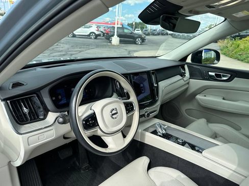 Used 2023 Volvo XC60 B5 Ultimate w/ Climate Package AWD/4WD image 11