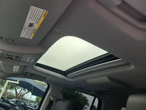 Used 2020 GMC Yukon Denali w/ Open Road Package image 43