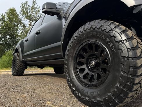 Used 2017 Ford F150 Raptor w/ Equipment Group 802A Luxury AWD/4WD image 67